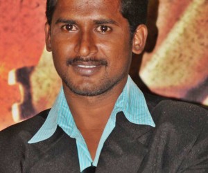 Kalla Thuppakki (2013)