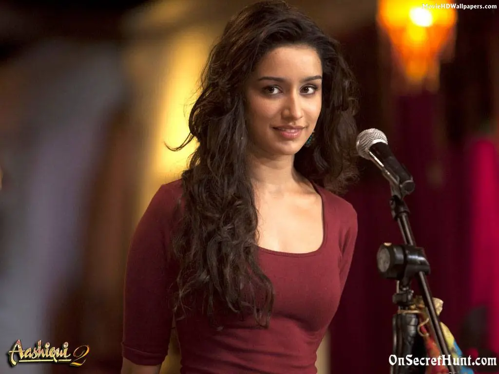 Aashiqui 2 (2013) - Movie HD Wallpapers
