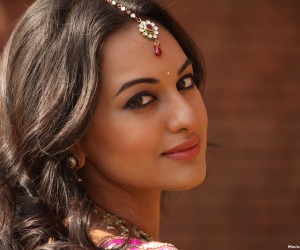 Sonakshi-Sinha in Lootera (2013)