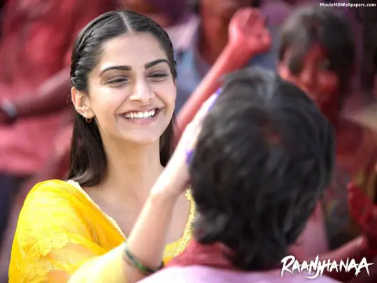 Raanjhanaa - Sonam Kapoor