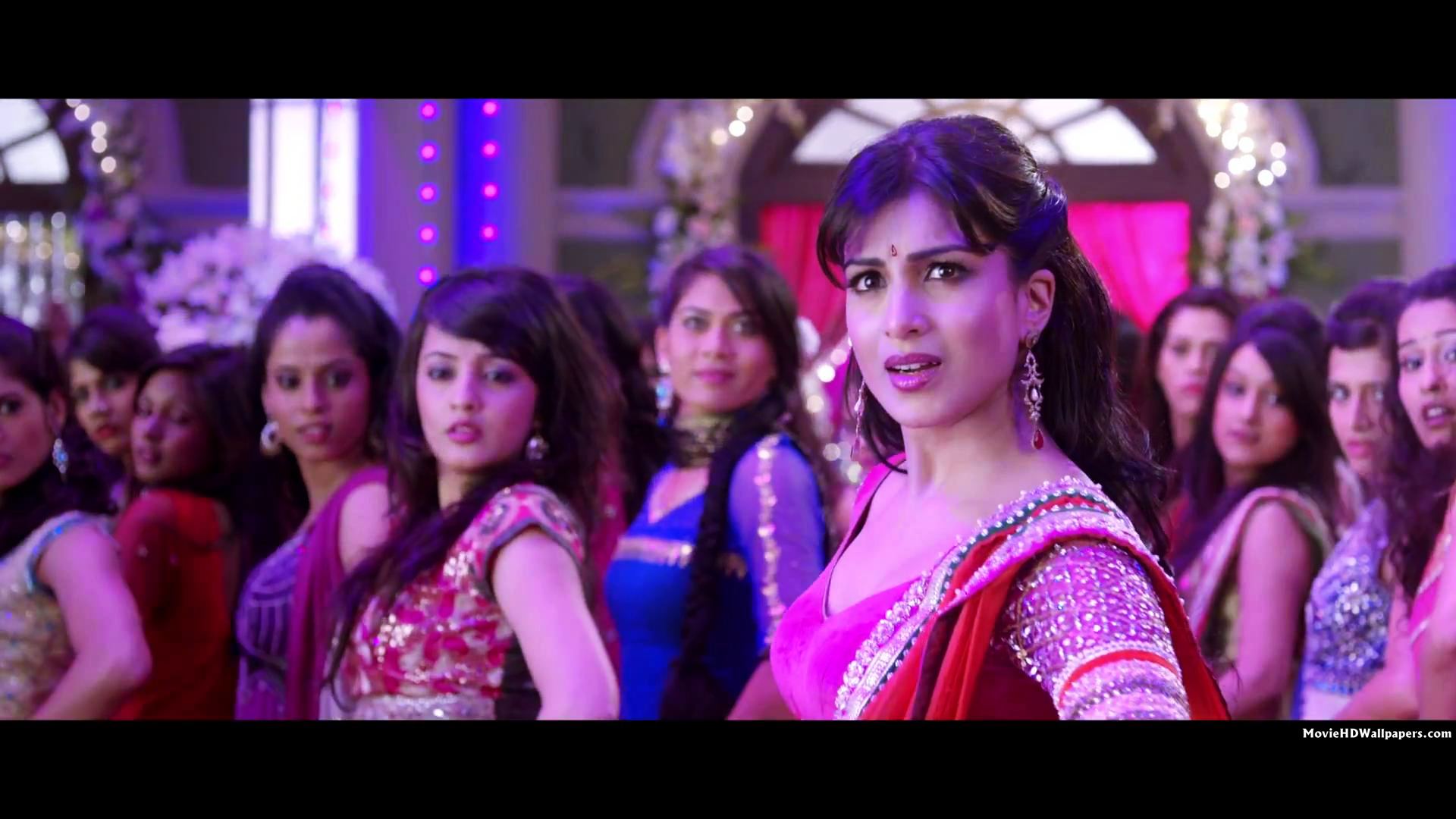 Besharam (2013) Movie Stills Movie HD Wallpapers