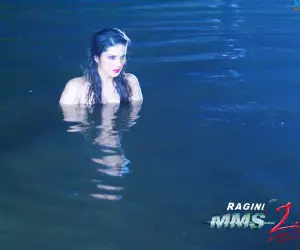 Ragini MMS 2 Sunny Leone Red in Water
