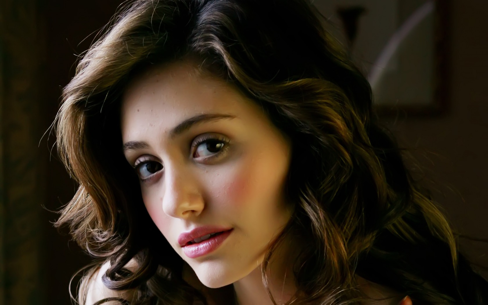 Emmy Rossum HD Wallpapers