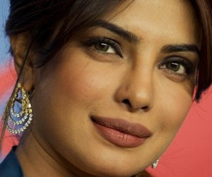 Priyanka Chopra HD Wallpapers