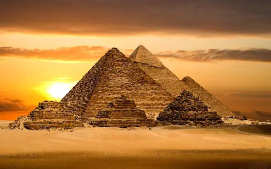 Pyramid HD Wallpapers