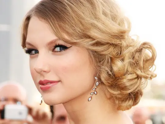 Taylor Swift Wallpapers