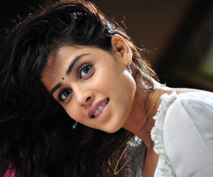 Genelia D'Souza HD Wallpapers