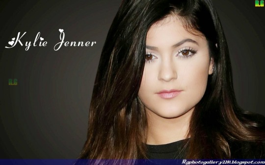 Kylie Jenner HD Wallpapers