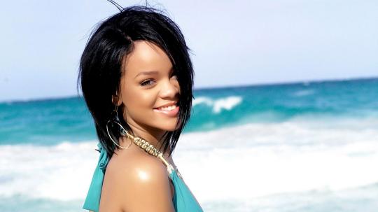 Rihanna HD Wallpapers