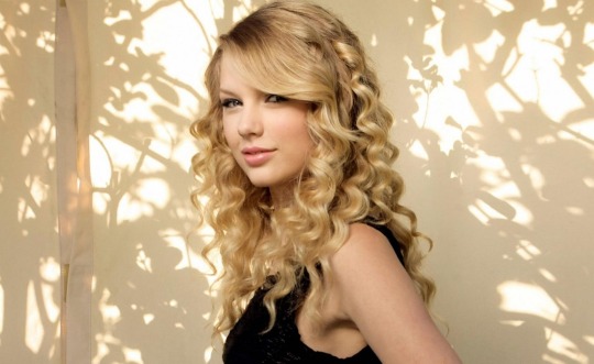 Taylor Swift HD Wallpapers