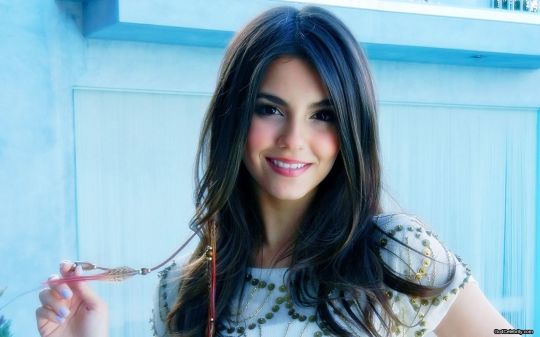 Victoria Justice Wallpapers