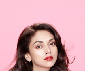 Aditi Rao Hydari HD Wallpapers