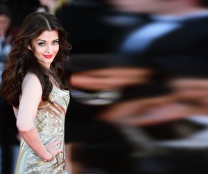 Aishwarya Rai Bachchan HD Wallpapers