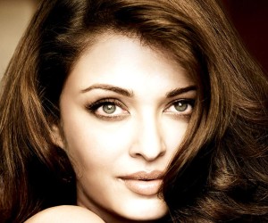 Aishwarya Rai Bachchan HD Wallpapers