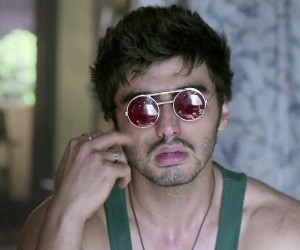 Finding Fanny - Arjun Kapoor Wearing Goggles