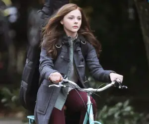 If I Stay Chloe Moretz in Cycle