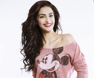 Khoobsurat 2014 Movie Sonam Kapoor as Milli